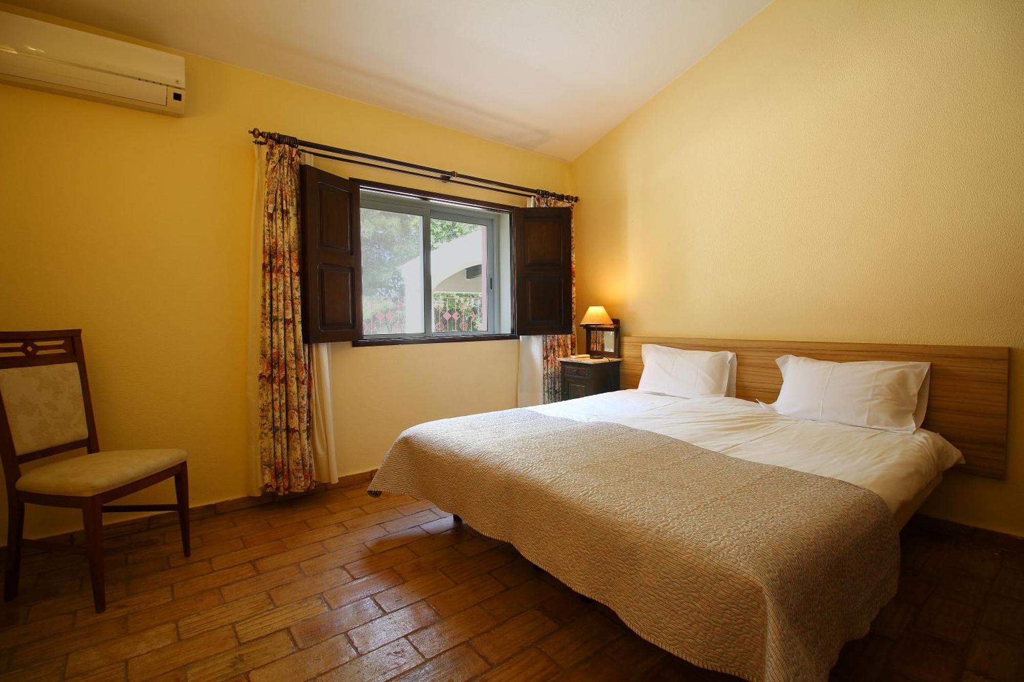 Quinta Dos Vales Wine Estate Guest House Estômbar Cameră foto